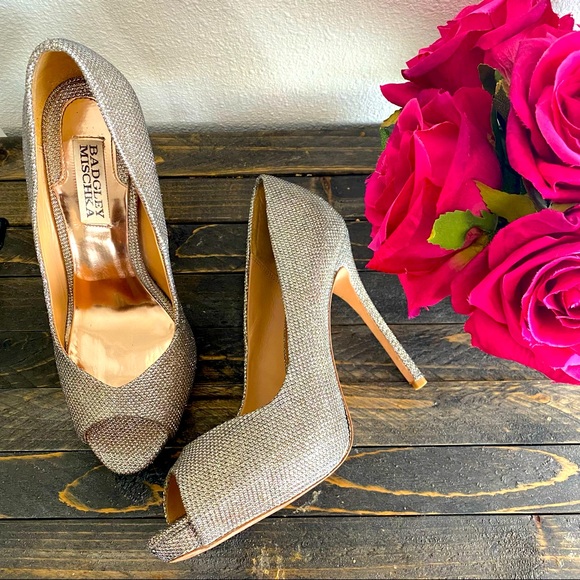 Badgley Mischka iridescent glitter/shiny metallic heels (size 6).🌹 - Picture 3 of 16
